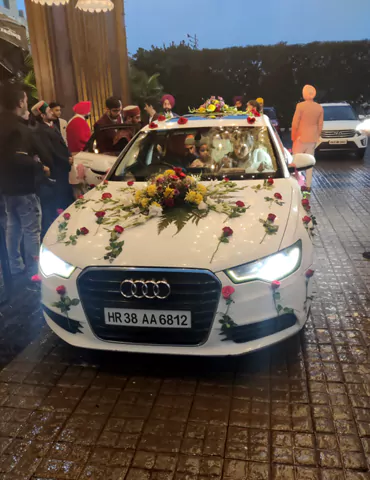 Hire Audi for Wedding