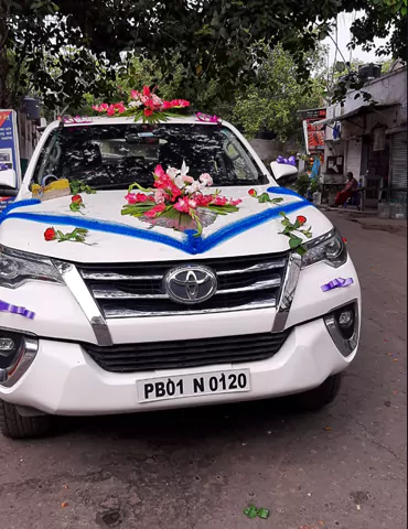 Hire a Toyota Fortuner for Wedding